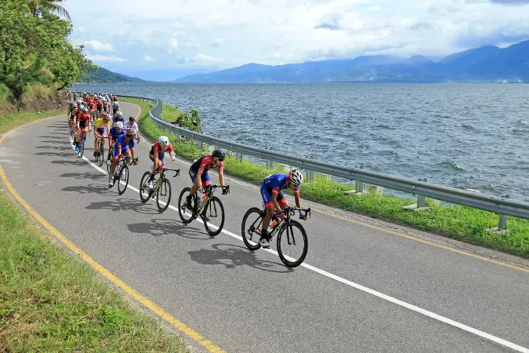 Balap sepeda Tour de Singkarak sebagai ajang promosi Kota Singkarak Sumatera Barat
