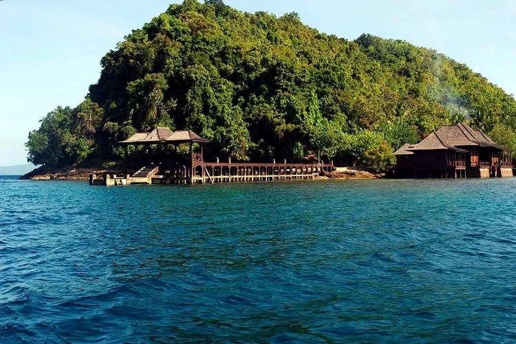 Wisata Pulau Pahawang di Pesarawan Lampung (tripadvisor)