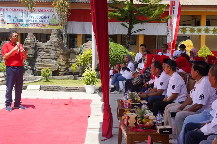 Sambutan Wako Hendri Septa pada Reuni Lintas Angkatan IKASPENDEL.(Prokopim)