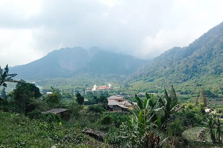 Cerita Rakyat Karo: Misteri Gunung Sibayak atau Gunung Raja Sangat Menyayat Hati