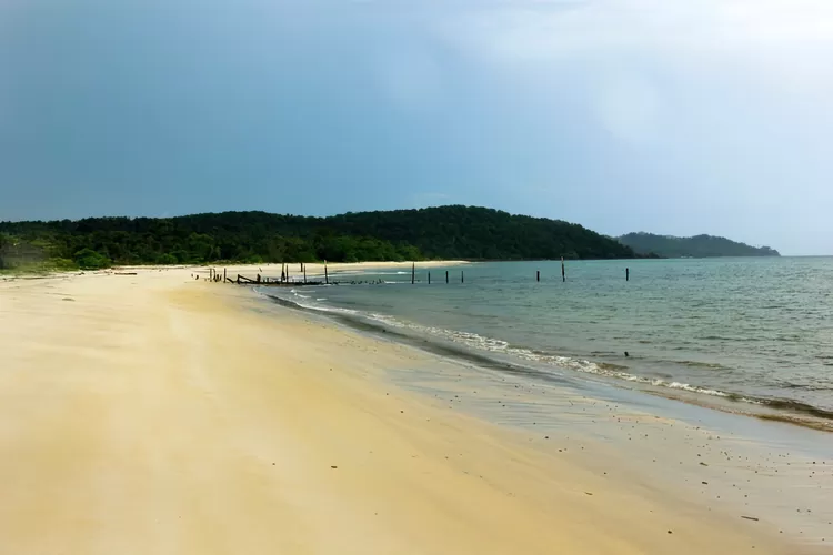 Desa Wisata Selat Nasik dengan keindahan pantainya  (Dok.Indonesia Kaya)