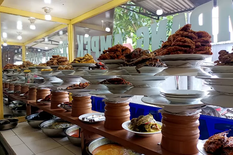 Gak Nyangka! Ternyata Segini Harga Menu 4 Restoran Padang Terkenal di Malaysia, Siap Rogoh Kocek Dalam (twitter cinnamongirlc)