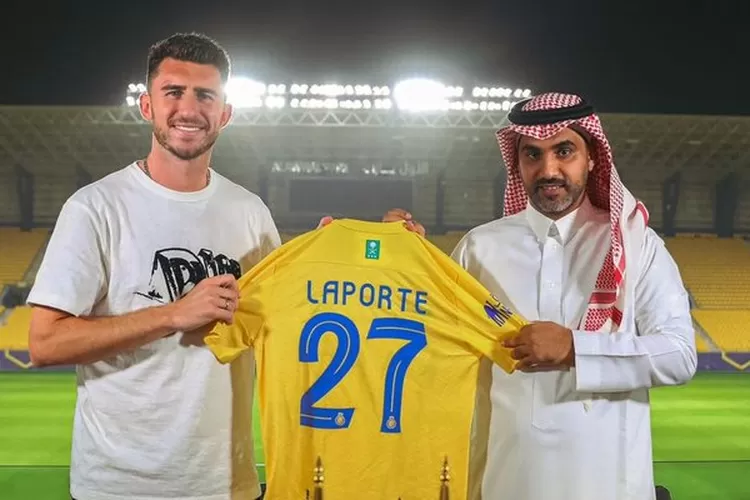 Aymeric Laporte resmi diperkenalkan sebagai pemain baru Al Nassr. (dok. Al Nassr)