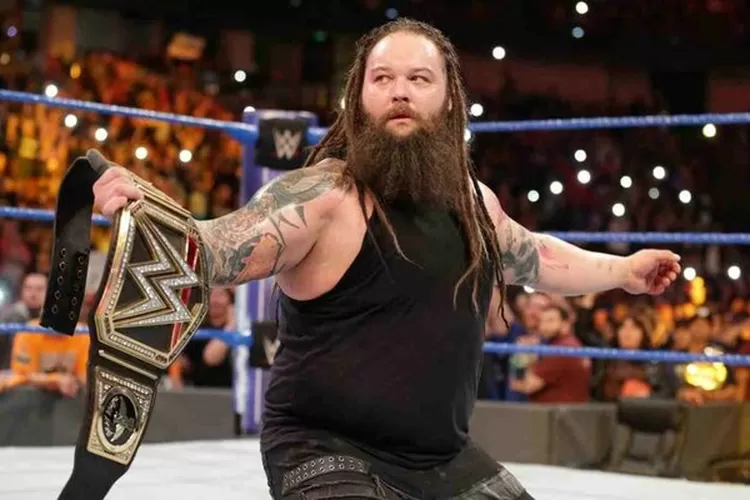 Bray Wyatt saat meraih gelar juara di WWE.  (dok. FirstSportz)