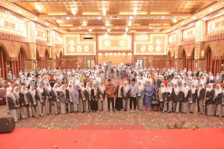 Wali Kota Hendri Septa bersama IBI  Cabang Padang. (Prokopim)