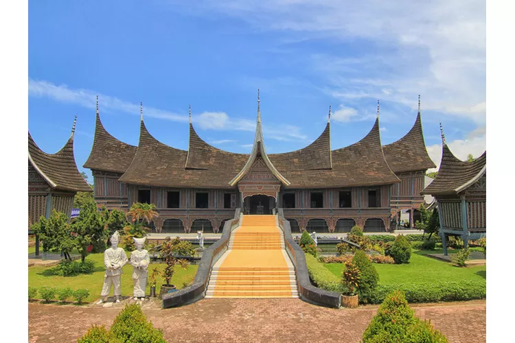 Budaya di Museum Adityawarman Sumatera Barat (indonesiakaya.com)