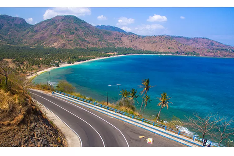 jalan Senggigidi Nusa Tenggara Barat (Dok: Rent Car Lombok)
