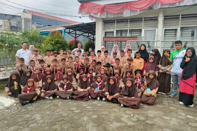 Murid SDN 10 Ganting Kunjungi Dispangtan Padang Panjang (Kominfo Padang Panjang)