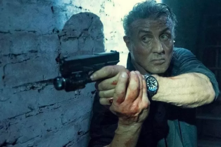 Sinopsis Escape Plan: The Extractors, Aksi Sylvester Stallone di Bioskop Trans TV, Hari ini 7 September 2023/Joblo.com