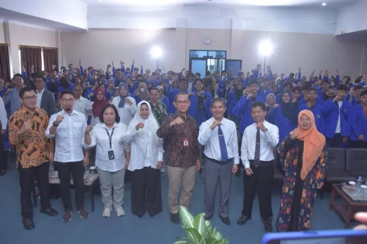 Kemenpora RI mengadakan kuliah wiramuda di ISI Padang Panjang. Waketum BPD Hipmi Sumbar Hayattul Riski tampil sebagai salah satu pemateri.