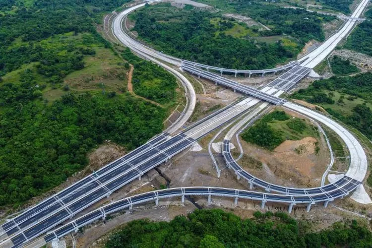 Lima Jalan Tol PSN yang Siap Melayani Masyarakat. (Dok Indonesia.go.id)