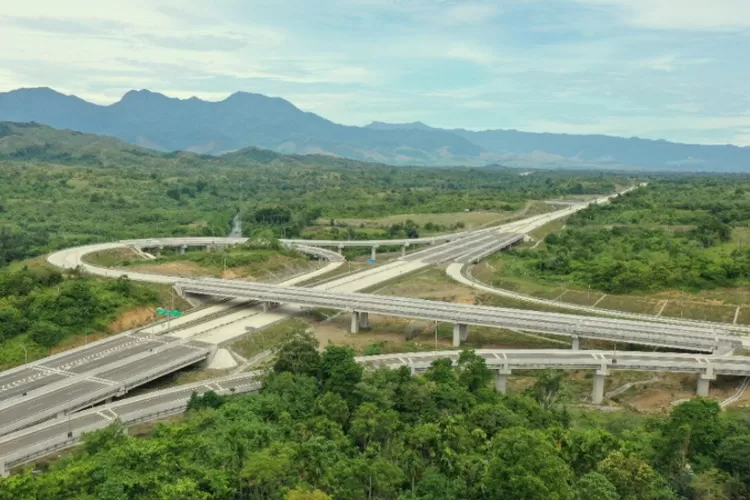 Jalan tol terpanjang di Indonesia ternyata ada di Sumatera