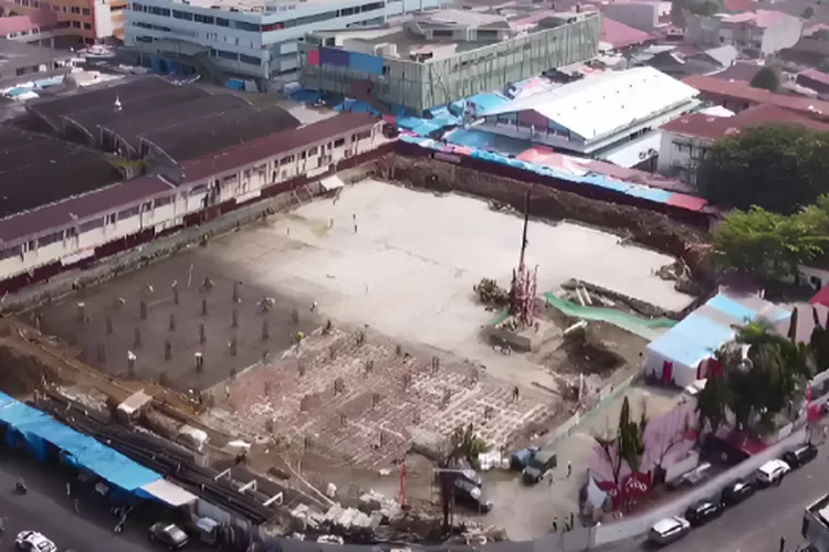 Pasar Raya Kota Padang Dibangun Kembali Setelah 14 Tahun 