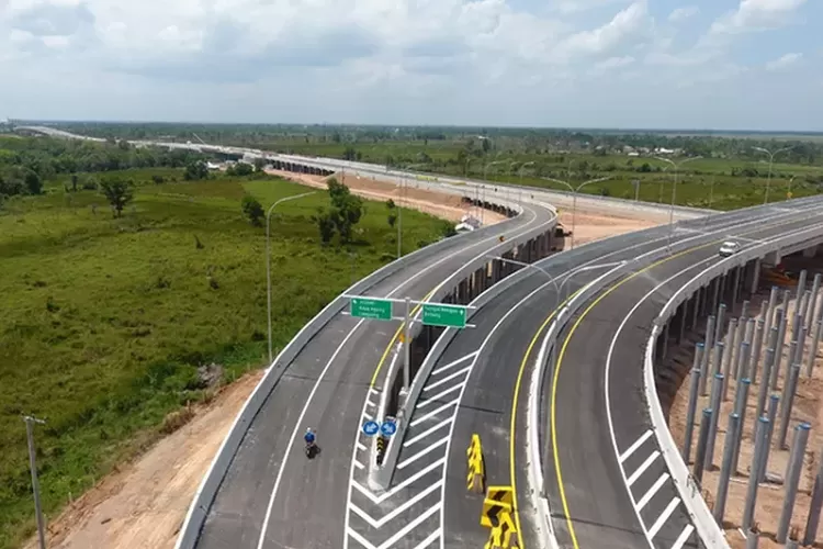 Pembangunan jembatan tol terpanjang di Indonesia (Harian Haluan)