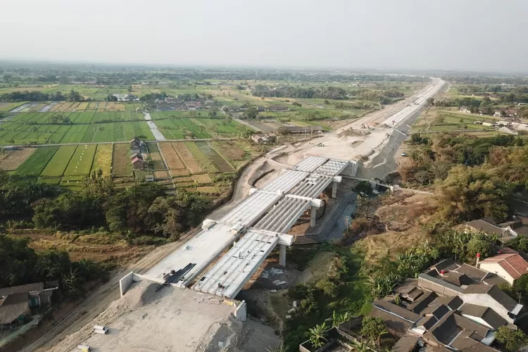 Potret konstruksi Pembangunan Tol Solo - Yogyakarta - YIA Kulonprogo. (Dok PUPR)