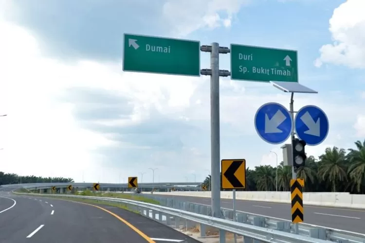 Jalan tol yang akan menghubungkan Provinsi Riau dan Jambi tetap berjalan dan tidak dihapus pemerintah dari Proyek Strategis Nasional (PSN) (Dok: Media Center Riau)