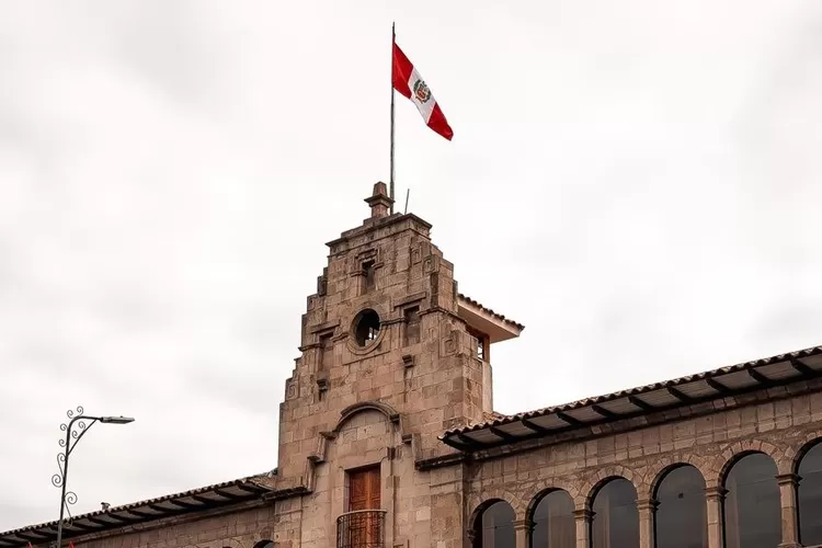 Illustrasi kesempatan megang di kedutaan besar Peru (Unsplash.com)