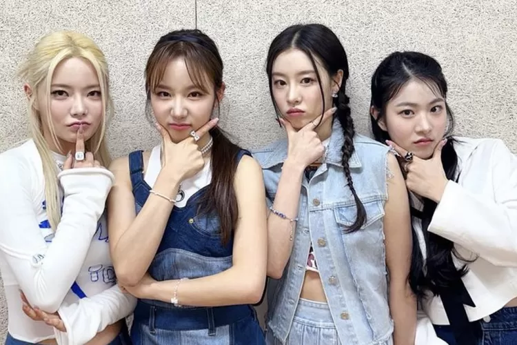 Dianggap Membela Sepihak, Netizen Meminta Program &lsquo;Unanswered Quetions&rsquo; Menghapus Siaran Terkait FIFTY FIFTY (Gorajuara.com/dok: Instagram @we_fiftyfifty)