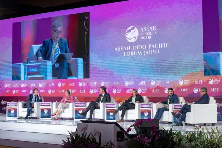 Presiden Republik Indonesia Joko Widodo resmi membuka ajang flagship event ASEAN Indo Pacific Forum (AIPF) 2023 pada 5 September 2023 di Jakarta (Gorajuara/BRI)