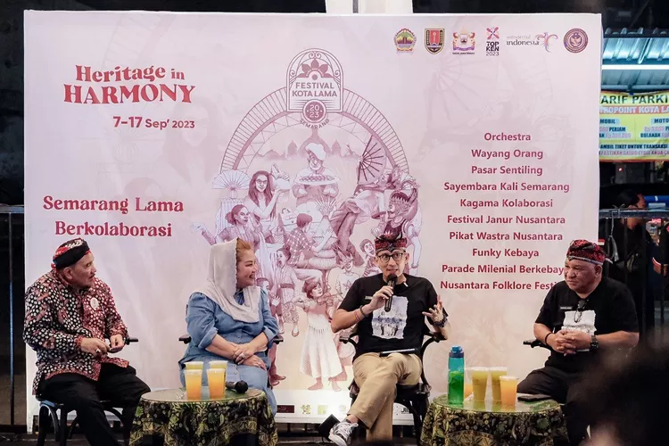 Kemenparekraf Sandiaga Uno dan Walikota Semarang Hevearita Gunaryanti Rahayu dalam acara Festival Kota Lama Semarang 2023. (Gorajuara/ Web/ Kemenparekraf.go.id)