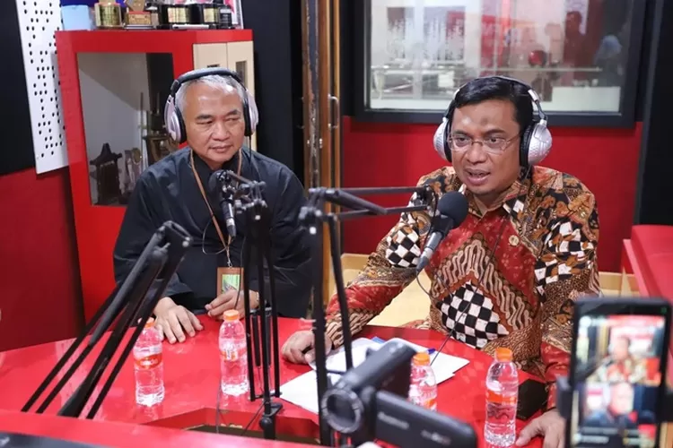 Ketua DPRD Kota Bandung Tedy Rusmawan mengatakan,  siap berkolaborasi bersama dengan Badan Pengelola Cekungan Bandung untuk mengatasi masalah krusial di wilayah Bandung Raya (Gorajuara.com/Humpro DPRD Kota Bandung)