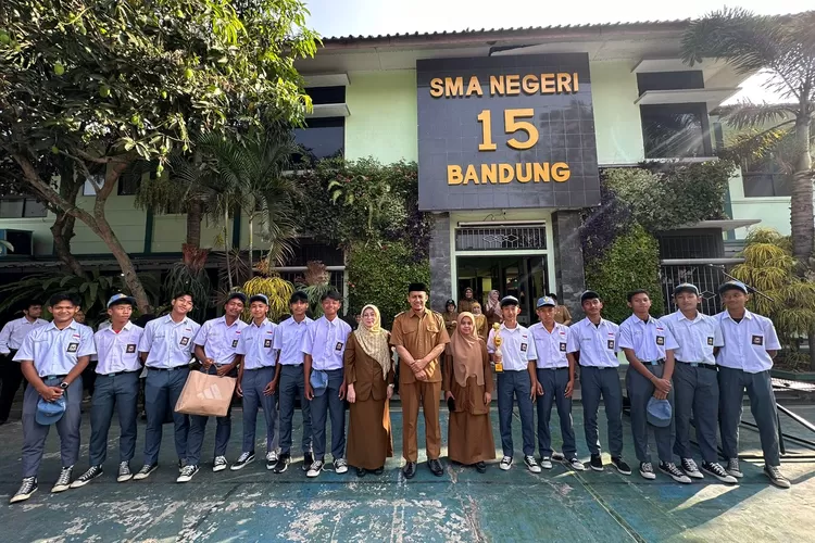 Anak-Anak SMA Terbuka Menjadi Meraih Prestasi di Bidang Sepak Bola (GoraJuara.com/dok AKSI)