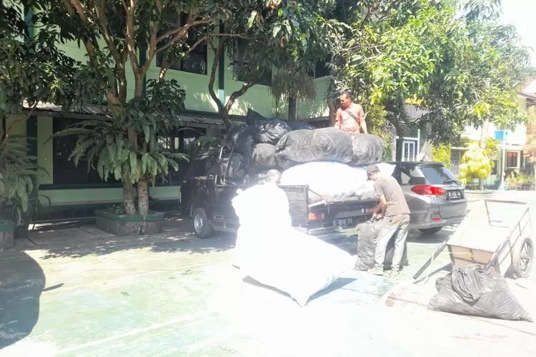 Banyak Cara Pengelolaan Sampah (GoraJuara.com/dok aksi)