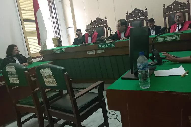 Saat Persidangan Thomson divonis 20 tahun penjara terbukti bersalah di Pengadilan Negeri Medan (Realitasonline.id/ap)