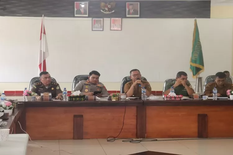 Rapat kerja antara Bupati Toba dan Forkopimda membahas tiga hal utama menjadi fokus (Realitasonline.id/MS)