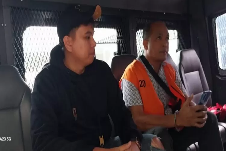 Santo Edi Simatupang yang merupakan terpidana kasus tindak pidana korupsi (Tipikor) dana Covid-19 Kabupaten Samosir tahun 2020 (Realitasonline.id/ap)