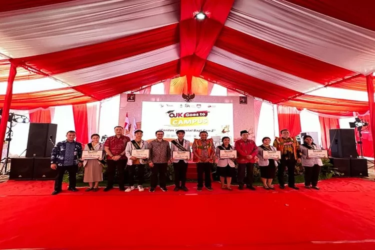  OJK  dan komisi XI DPR RI agar bisa bersama sama memajukan mahasiswa Universitas Nias  (Realitasonline.id/Dok)