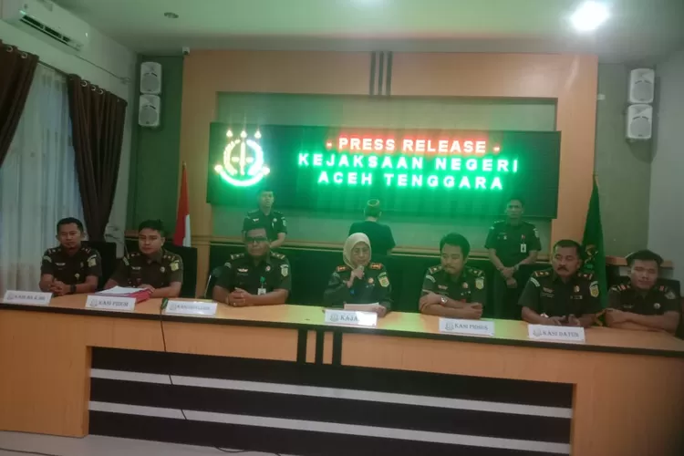 Konferensi pers penetapan tersangka SA  (Realitasonline.id / DN)