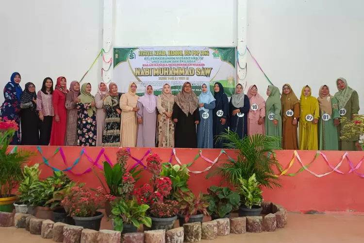 Peserta lomba festival di acara peringatan Maulid Nabi Muhammad yang diselenggarakan PTPN IV Kebun Sosa   (Realitasonline/GC)