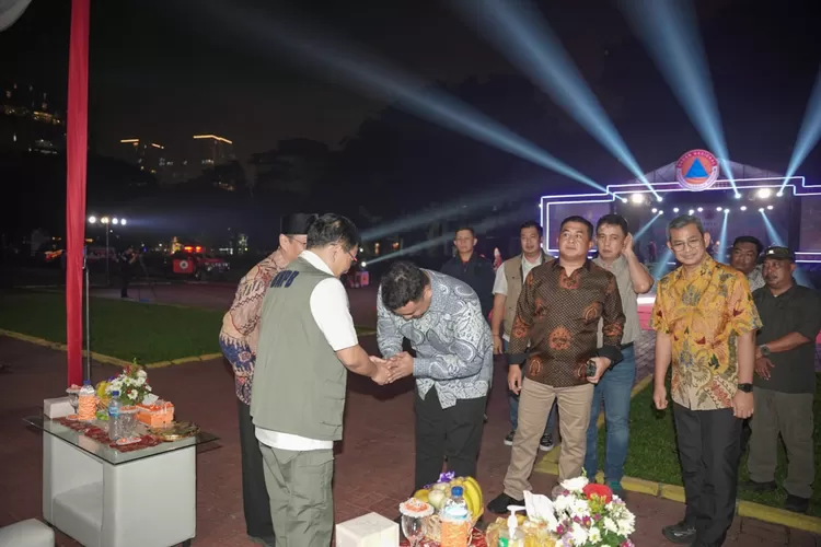 Wali Kota Medan Bobby Nasution dalam Pagelaran Budaya Sadar Bencana, Mitigasi Bencana Melalui Kearifan Lokal di Lapangan Benteng Medan, Sabtu (21/10) malam (Realitasonline.id/humas)