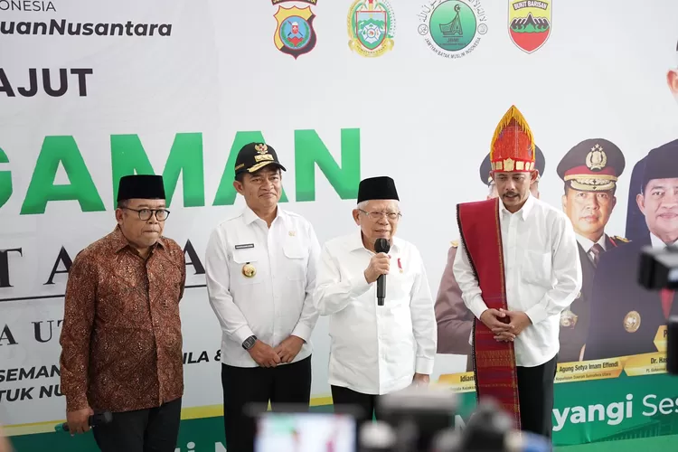 Ketua Umum DPP JBMI Arif Rahmansyah Marbun mendampingi Wakil Presiden KH Ma'ruf Amin dalam acara Ikrar Keberagaman Nusantara (Realitasonline.id/sugiatmo)