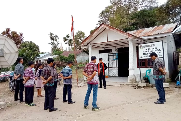Kantor Desa Hatinggian, Kecamatan Lumban Julu, Kabupaten Toba, Sumatera Utara  (Realitasonline.id/dok)