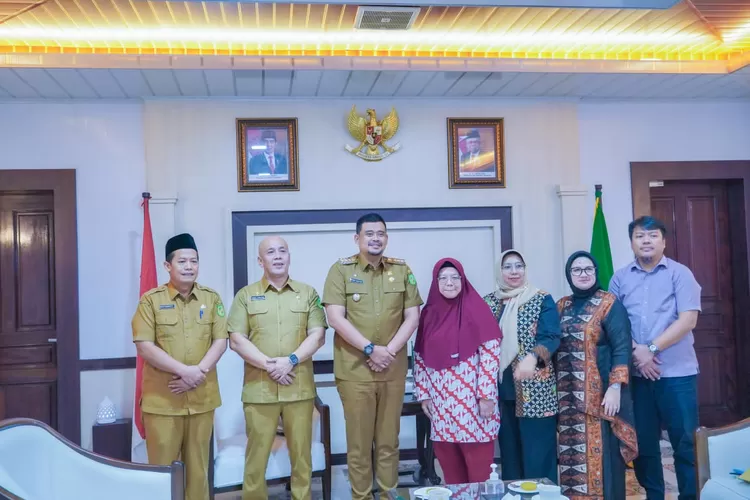 Bobby Nasution menerima kunjungan jajaran FKG USU di Balai Kota, Selasa (24/10). (Realitasonline.id/AY)