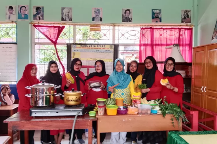 Tingkatkan Gizi Keluarga, Dinas Pertanian Sarapan Bersama di 18 SD Wilayah READSI (Dok. LHR )