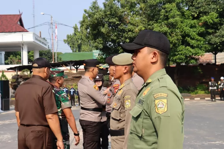 Apel Gelar Pasukan Operasi Mantap Brata Lodaya 2023 di halaman Polres Bogor, Selasa 17 Oktober 2023. (Polres Bogor)