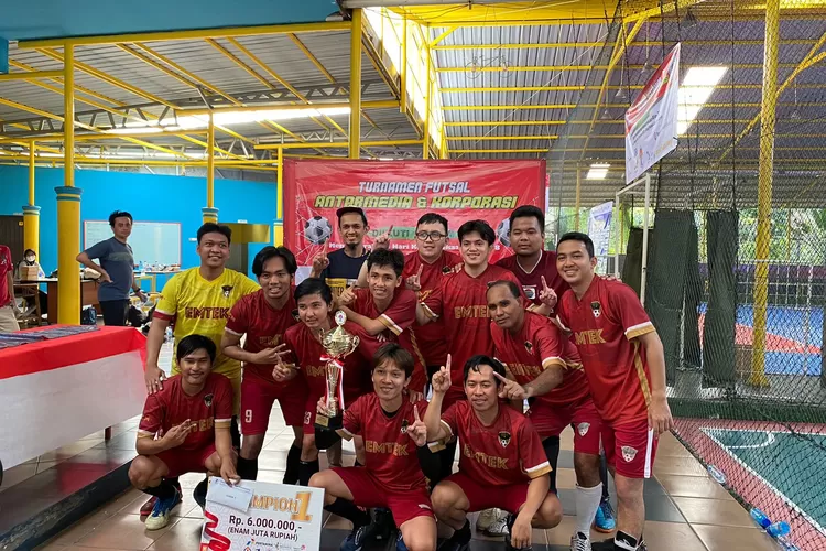 Tim Futsal SCTV yang  banyak diperkuat pemain muda bermain taktis di final untuk merebut gelar juara  (Ist)