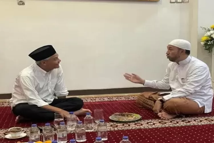 Ganjar Pranowo berkunjung di kediaman Habib Luthfi bin Yahya Habib Ali Zainal Abidin di Pekalongan  (istimewa )