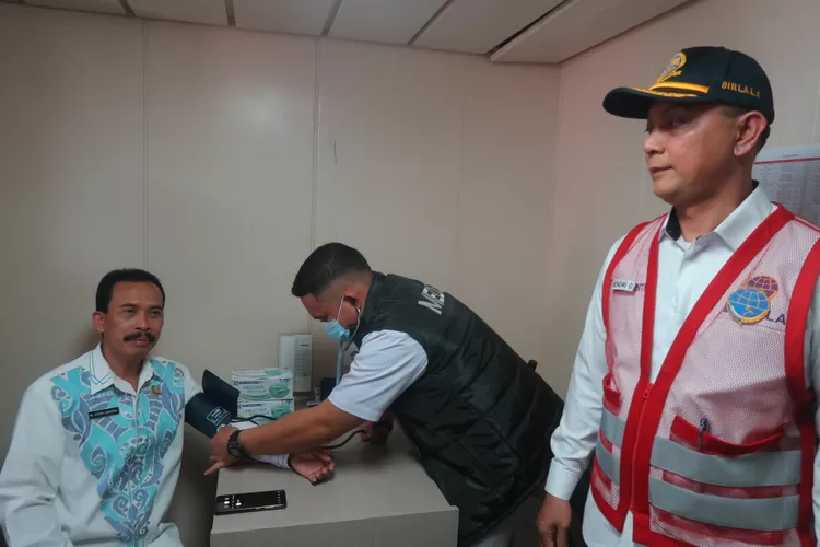 tenaga medis ditempatkan di kapal perintis pangkalan Gorontalo