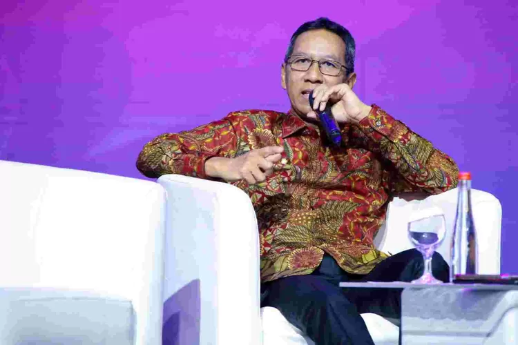 Pj Gubernur DKI Jakarta Heru Budi  Hartono menjadi  pembicara diskusi  yang digelar Kemenhub, Jumat (29/9/2023)