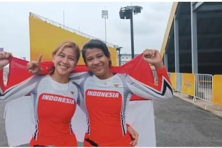 Dua Srikandi Indonesia dari cabang olah raga sepeda, masing-masing Amellya Nur Sifa dan Jasmine Azzahra Setyobudi berhasil mengoleksi 1 emas dan 1 perunggu 3untuk kontingen Indonesia di Asian Games 2022 Hangzhou, China, Minggu (1/10/2023) (AG Sofyan )