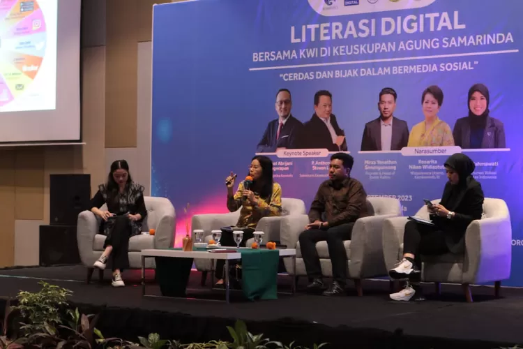 Kegiatan Literasi Digital ini dihadiri oleh 250 (dua ratus lima puluh) orang peserta yang berasal dari Keuskupan Regio Kalimantan (Ist)