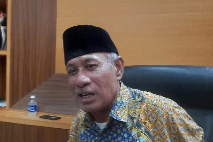 Sekretaris DPD II Partai Golkar Solo Taufiqurrahman (Endang Kusumastuti)