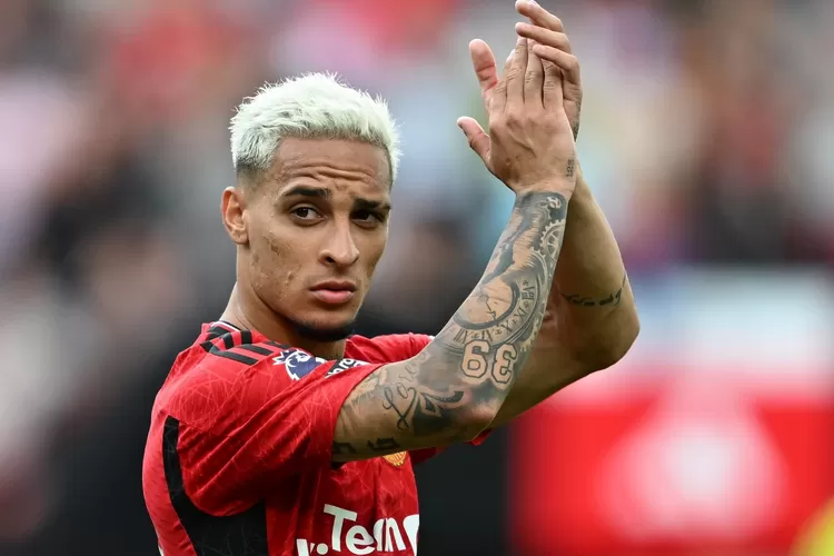 Manchester United beri cuti pada Antony.  (Twitter @FabrizioRomano)