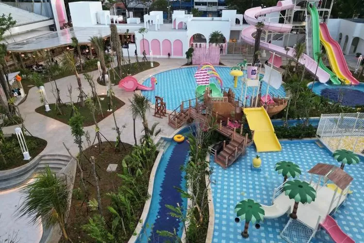 Tropikana Waterpark, salah satu rekomendasi kolam renang di Tangerang. (instagram.com/@jalanbarengdkh)