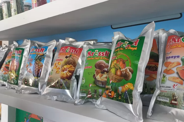 Pesta Rakyat Simpedes: Kerap Ikut Pameran BRI, UMKM Kripik &lsquo;So Kressh&rsquo; Punya Ribuan Re-Seller