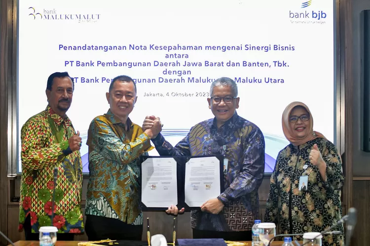 Kegiatan penandanganan MoU kerjasama antara bank bjb dengan Bank Malukut Malut.